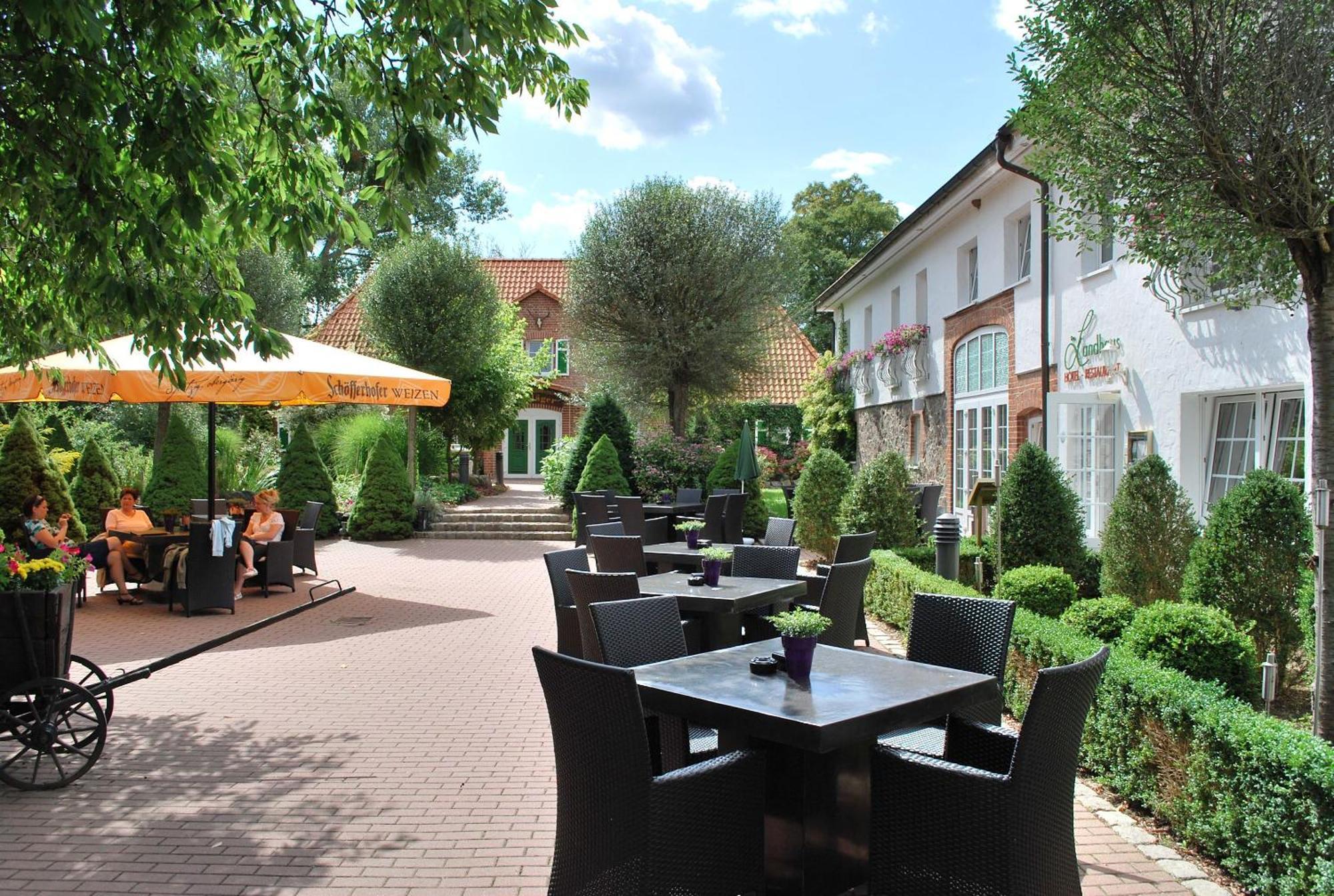 Van Der Valk Golfhotel Serrahn - Adult Only Extérieur photo